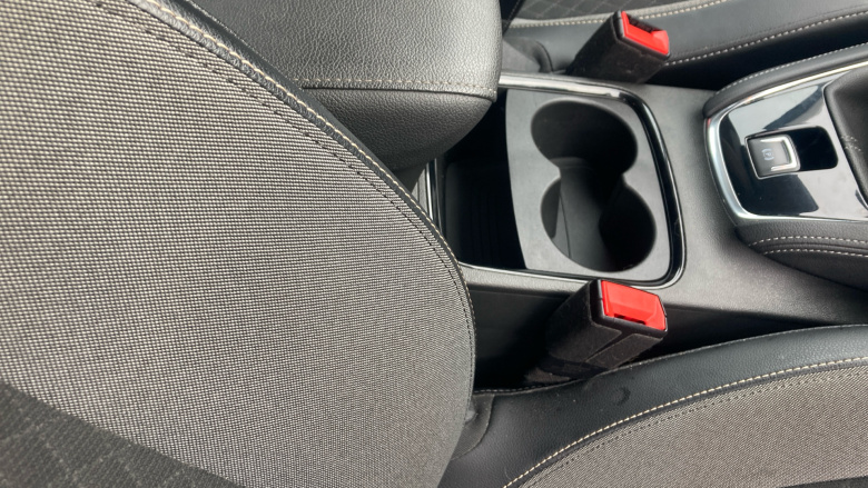 Vauxhall Grandland X 1.5 Turbo D SE Premium 5dr Diesel Hatchback